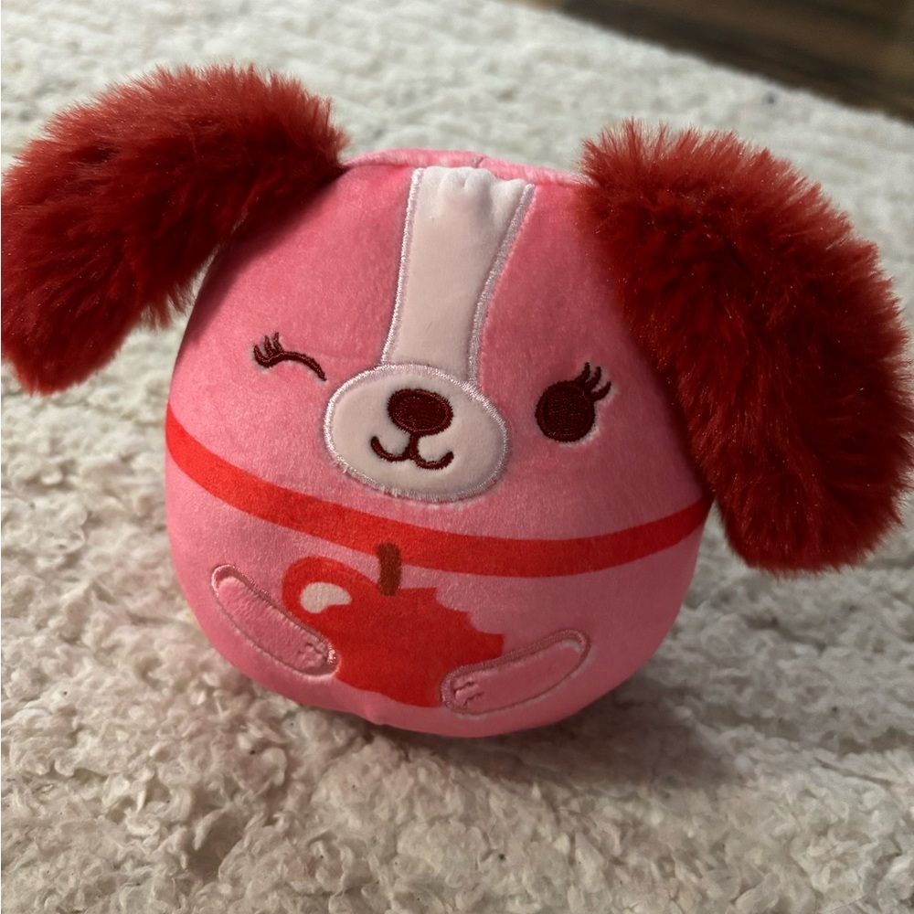 Squishmallow Lady the Dog with an Apple Scented 5 inch